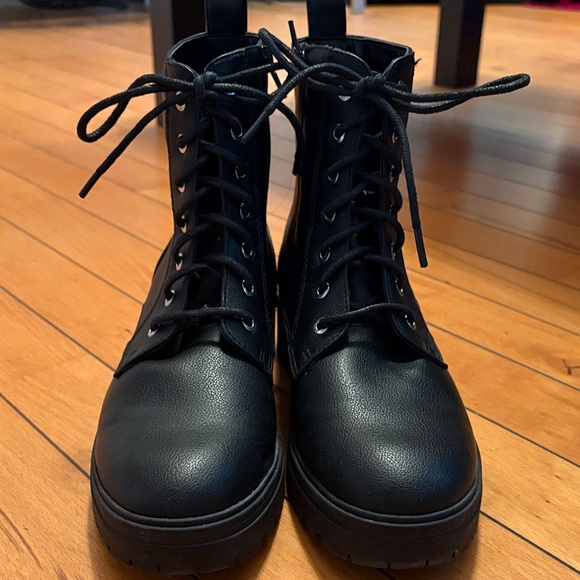 Mix No. 6 Women's Combat Bootie - size 37.5/7 - Picture 1 of 7